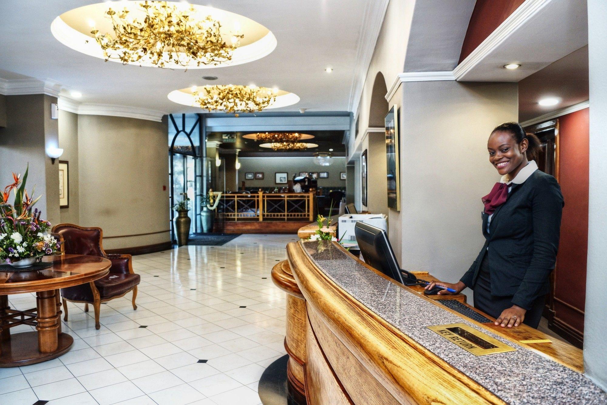 Cresta Jameson Hotel Harare Exterior foto